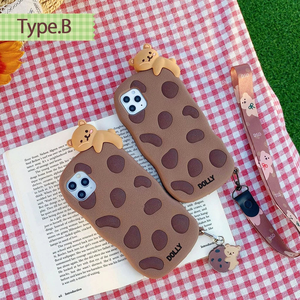 \送料無料/【iPhone シリコンケース クッキーベア】14 Pro Plus max 13 12 11 SE スマホケース カバー 軽量 耐衝撃 背面保護 テディベア クマ かわいい シリコン ソフト 立体的 個性的 原宿 Y2K 首掛けストラップ付
